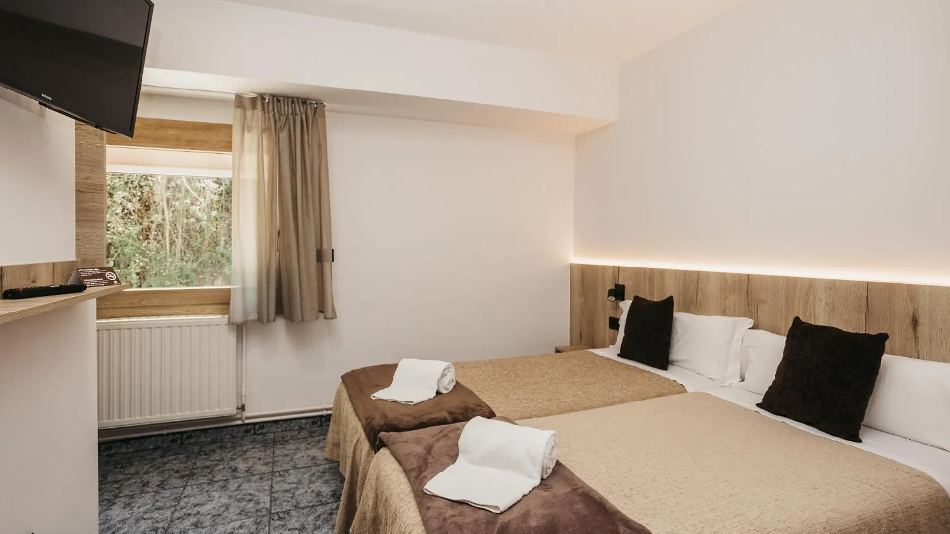 **  La Trobada Hotel Sport Ripoll Espagne