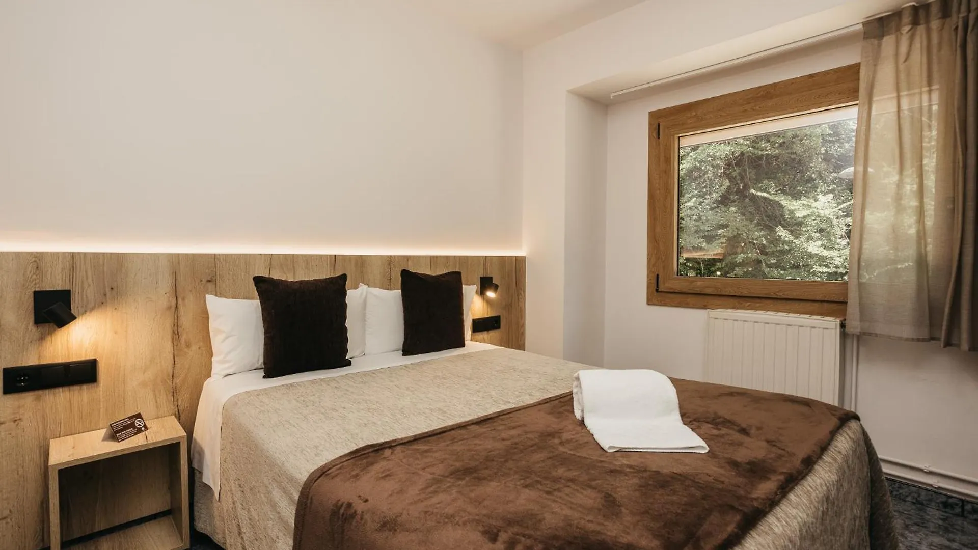La Trobada Hotel Sport Ripoll 2*,
