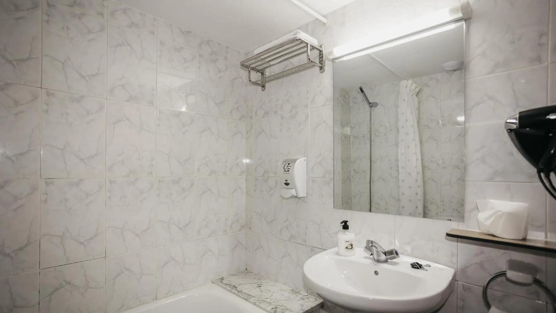 ריפול La Trobada Hotel Sport ספרד