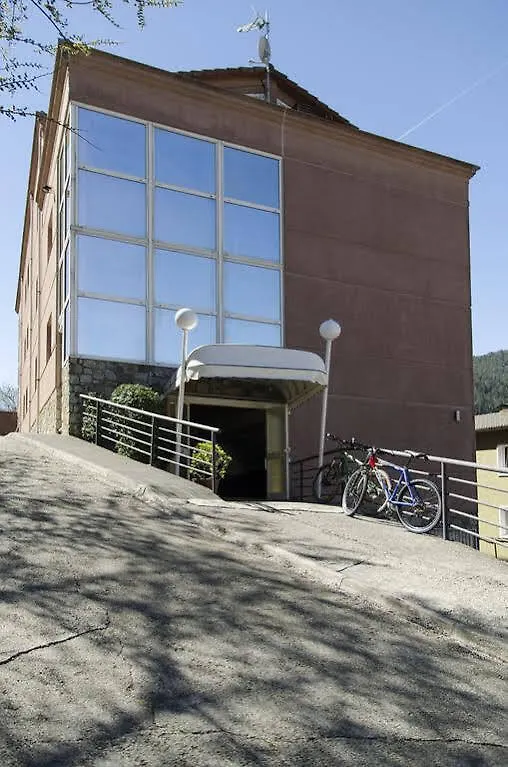 ריפול La Trobada Hotel Sport